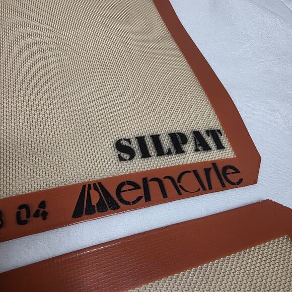 Silpat Non-Stick Baking Mats Set of 4 Made in France (2) B03 & (2) B04 - Picture 6 of 11